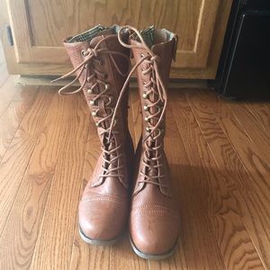 NWOT brown Combat boots.  Can convert into booties